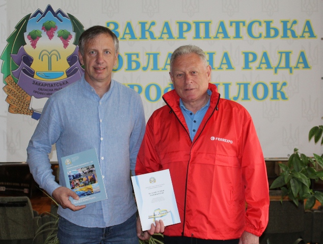  ВІДБУЛАСЯ РОБОЧА ЗУСТРІЧ ПРЕДСТАВНИКІВ ПРОФСПІЛОК ЗАКАРПАТСЬКОЇ І ПОЛТАВСЬКОЇ ОБЛАСТЕЙ - ДЕЛЕГАТІВ IX З
