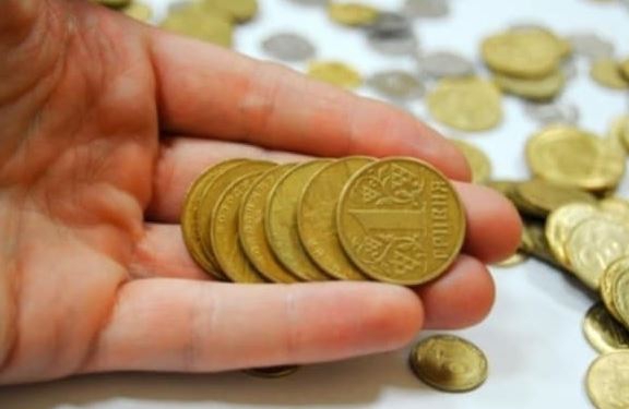Українцям підняли мінімальні пенсії і прожитковий мінімум: скільки тепер отримуватимемо?