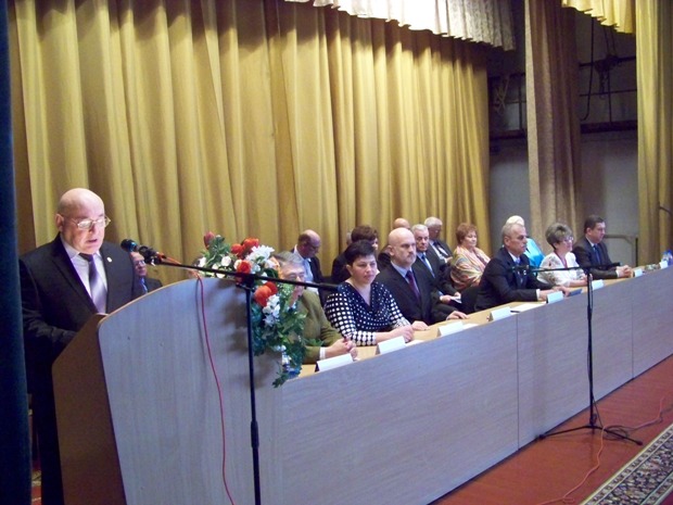 Про урочисті збори представників трудових колективів Вінниччини з нагоди Першотравня 