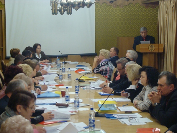 Основне - захист трудових і соціально-економічних прав працівників