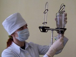 Молодші медичні сестри та соціальні робітники отримуватимуть доплати за виконання додаткових обов’язків