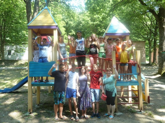 Острів дитячої радості у ЗакарпаттІ.  Ним опікується профспілка державних установ 
