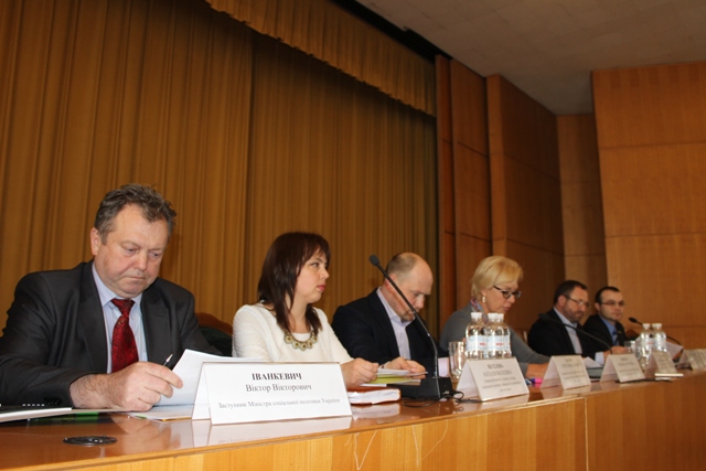 Необхідно змінити вектор роботи щодо повернення працівникам зарплатних боргів
