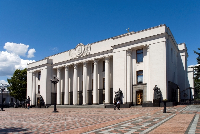 ЗВЕРНЕННЯ Голови Спільного представницького органу об’єднань профспілок Осового Г.В. до депутатських фракцій