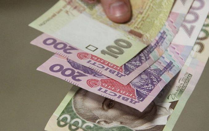 Розмір заробітної плати некваліфікованого працівника небюджетної сфери у березні 2015 року
