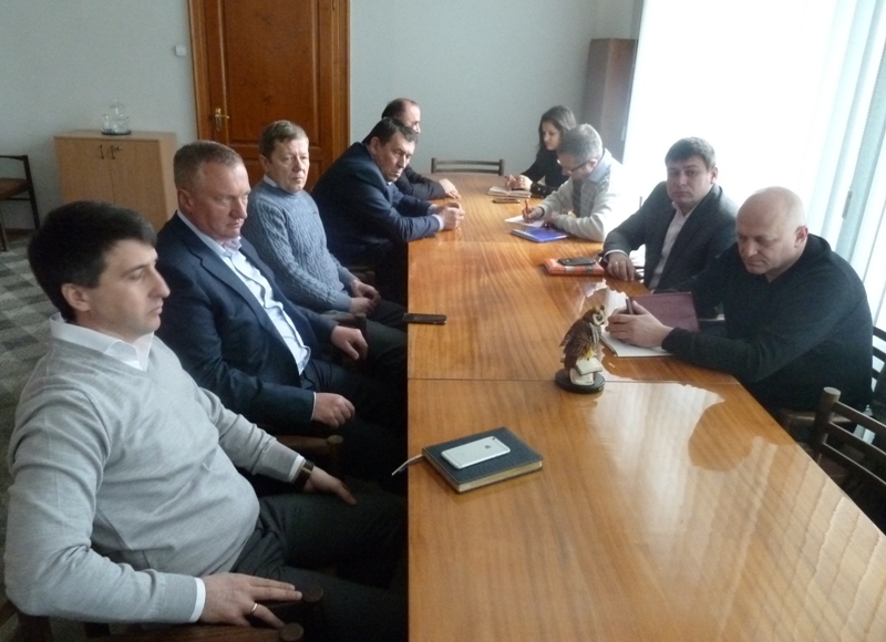 Профспілка автотранспортників Закарпаття спільно з Асоціацією автомобільних перевізників б’ють на сполох!