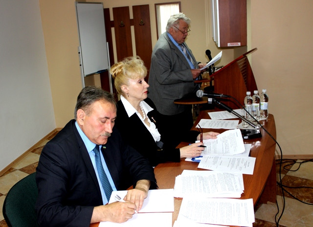 Бути в авангарді боротьби за права людини праці   