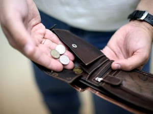 Центральні та місцеві органи виконавчої влади інформують  про вжиті заходи щодо погашення заборгованості з виплати заробітної плати