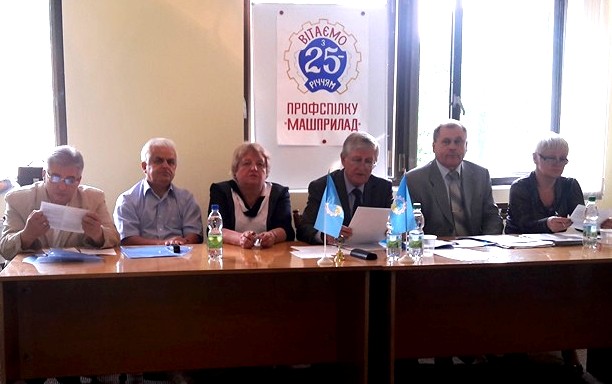 Відповідати вимогам часу   