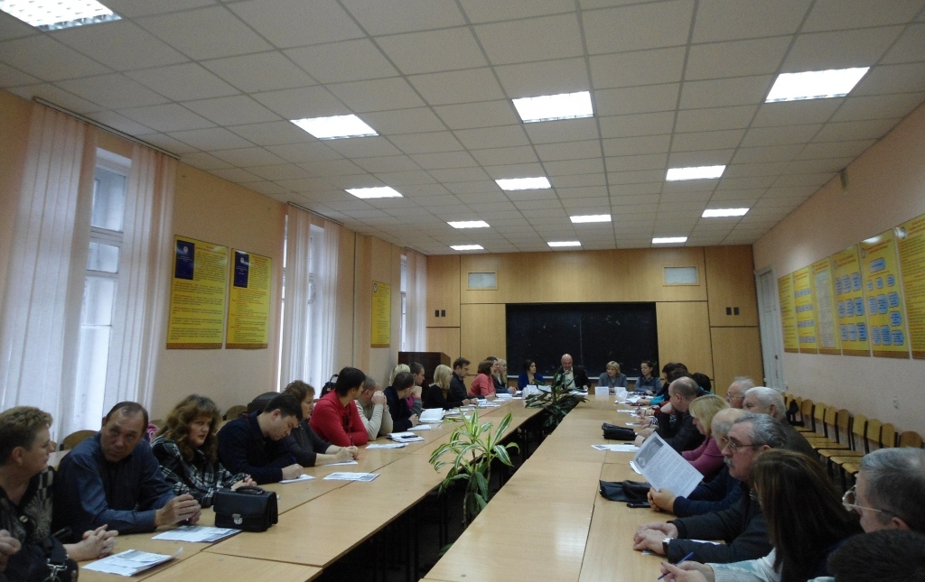 ХАРКІВЩИНА: ЧЕРГОВА ДИСКУСІЯ В МЕЖАХ КОНСУЛЬТАЦІЙНО-ІНФОРМАЦІЙНОЇ ПЛАТФОРМИ З ПИТАНЬ ПРАЦІ, ЗАЙНЯТОСТІ ТА ОХОРОНИ ПРАЦІ ДЛЯ ЧЛЕНІВ ПРОФСПІЛОК