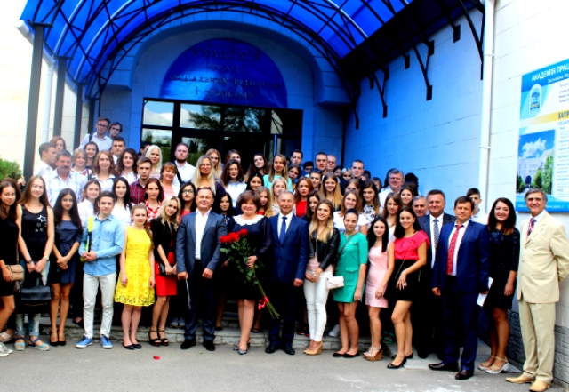 ДЕНЬ ЗНАНЬ. Віват, Академія! Віват, людина праці! 