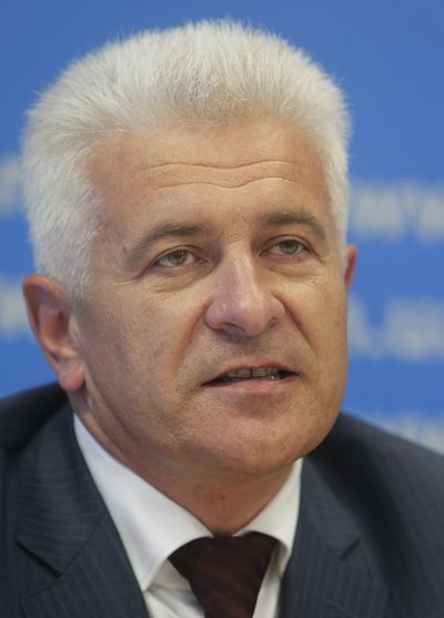Привітання Голови ФПУ Григорія Осового Дмитру Олійнику з обранням його на посаду Голови Федерації роботодавців України