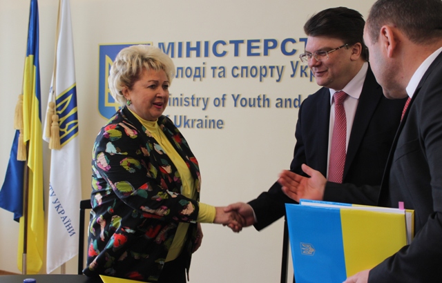 Підписано Галузеву угоду між Мінмолодьспорту і Профспілкою працівників культури України 