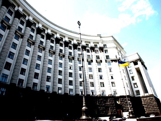 Павло Розенко: «Легалізація заробітних плат напряму пов'язана з питанням осучаснення пенсій»