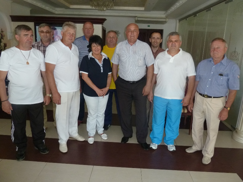 У Закарпатті відомий медик – профспілковий лідер Василь Йовдій презентував свою нову книгу
