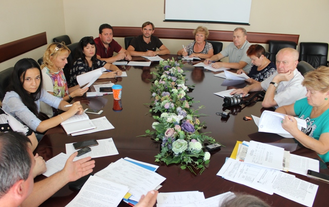 З виступів учасників наради щодо проблемних питань роботи профспілкових ЗМІ