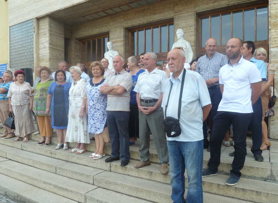 Чергову спробу захоплення будівлі  профспілок Закарпаття  в місті Ужгороді  - відбито