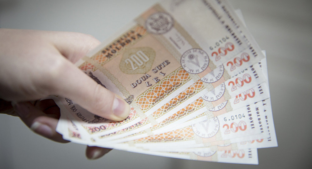 Кому в Молдове с 1 декабря повысили зарплату