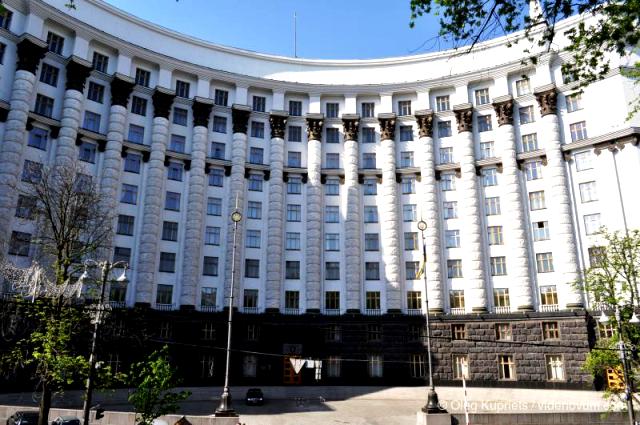 Голова ФПУ Григорій Осовий обговорив з Прем’єр-Міністром України Володимиром Гройсманом питання захисту прав профспілок, у тому числі майнових  