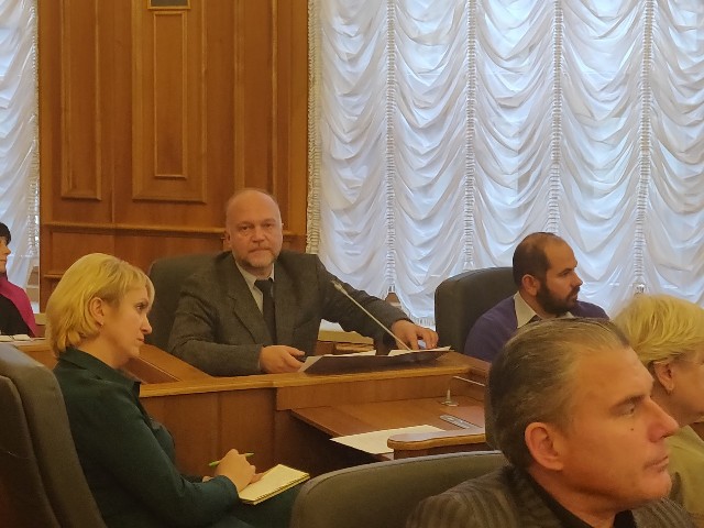 Протидіяти дискримінації у сфері праці 