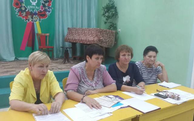 Як у Білій Церкві ліквідовують музичні школи