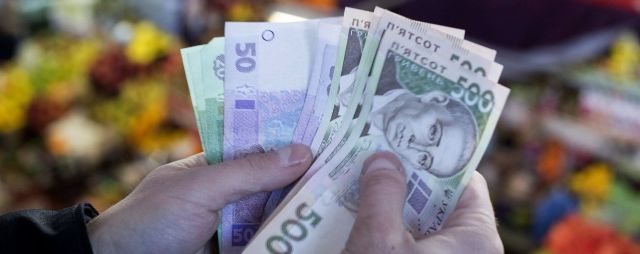 Глава Уряду повідомив, на скільки можуть збільшити мінімальну зарплату
