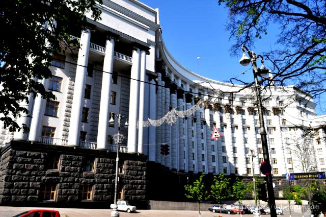 Григорій Осовий: «Не можуть бути ціни вільні та захмарні, а зарплати регульованими і заниженими».