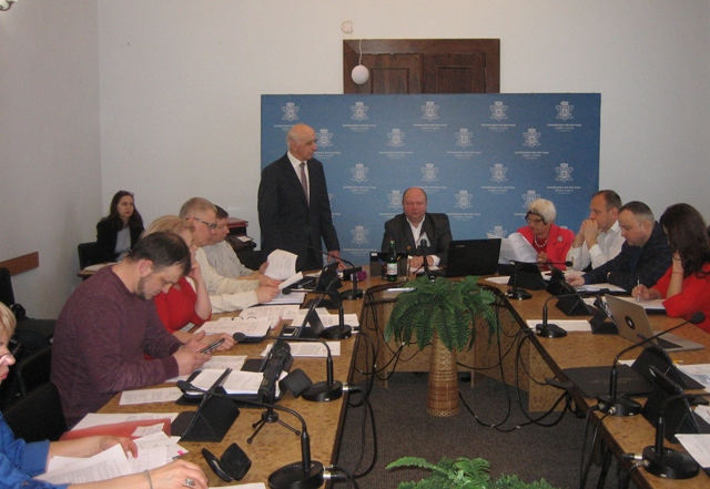 У Чернівцях пролонговано міську територіальну угоду  між владою, профспілками та роботодавцями