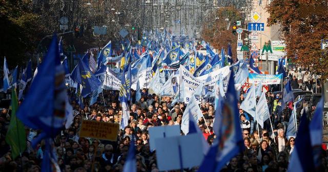 14 листопада - солідарна акція профспілок біля Верховної Ради 