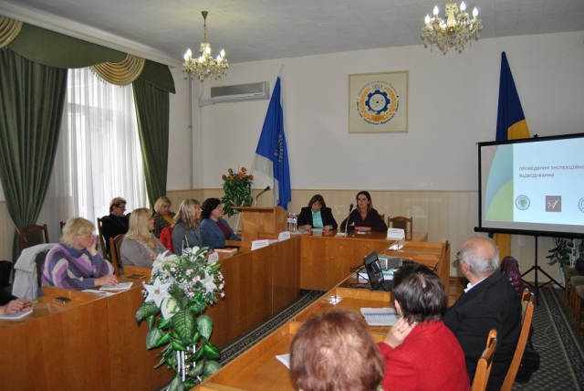 На захисті прав людини праці  