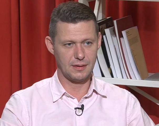 КОМЕНТАР. Передбачаю друге народження профспілкового руху в найближчі роки, що призведе до справжнього народження Республіки в Україні.
