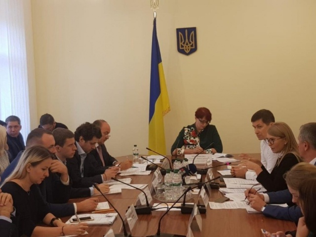 Про заборгованість зі сплати єдиного внеску на загальнообов'язкове державне соціальне страхування   