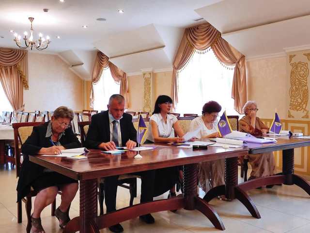 ЗВІТИ І ВИБОРИ. Профспілка працівників держустанов Закарпаття: дієвий соціально-економічний захист спілчан