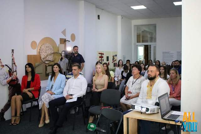 ЧЕРНІГІВЩИНА. Зустріч з молоддю «Скажи своє слово»