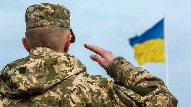 Профспілка АПК активно допомагає фронтові і переселенцям 