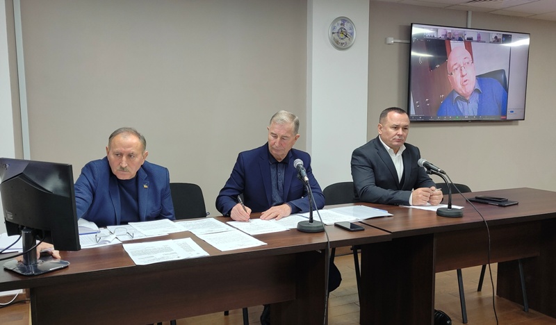 НАРАДА. Працюємо на перемогу, допомагаємо людям!