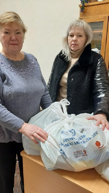 Строители