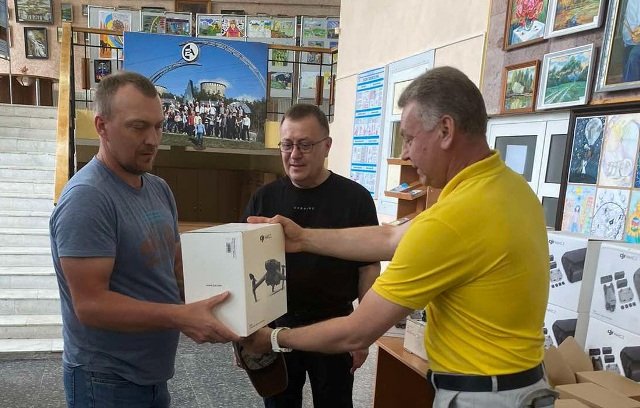 Продовжуємо підтримувати українську армію 