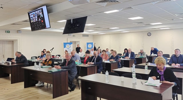 УКРПРОФЛІС. VІ З'їзд Профспілки працівників лісового господарства України.