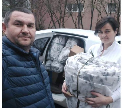 ПРИКАРПАТТЯ: Медики передали на передову маскувальні сітки і медикаменти