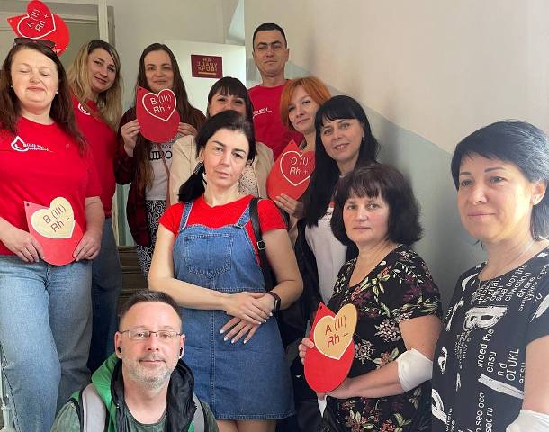 На Рівненщині відбулася профспілкова акція "Твоя крапля крові врятує життя захисникові"