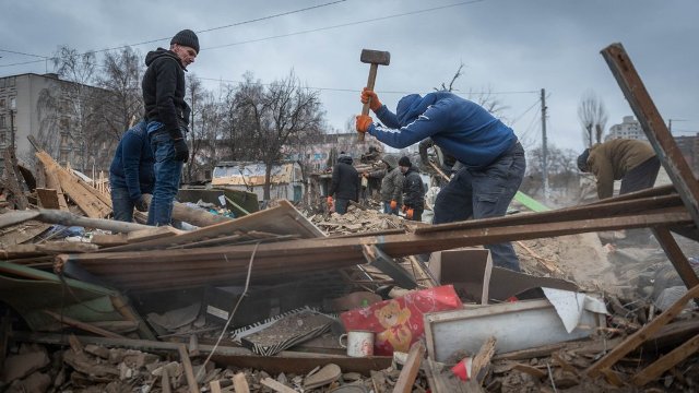 В "Армію відновлення" набрали понад 160 тисяч українців: скільки платять за роботу