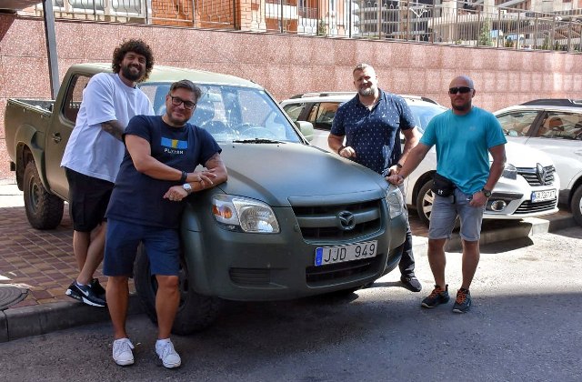 Понад 100 автомобілів для ЗСУ