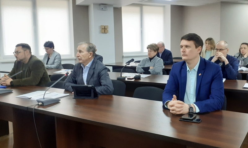 Розмова зі ЗМІ на актуальні теми воєнного часу