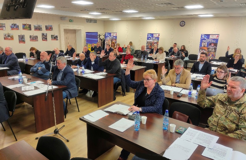 ПРЕЗИДІЯ ФПУ. З турботою про людей праці