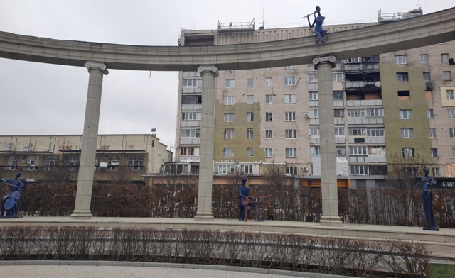 04 місто Ірпінь Ремонт будинку після обстрілів Ремонт будинку після обстрілів