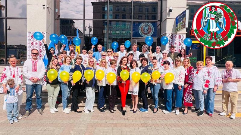 КИЇВ. Київська міськпрофрада провела флешмоб до Дня вишиванки 