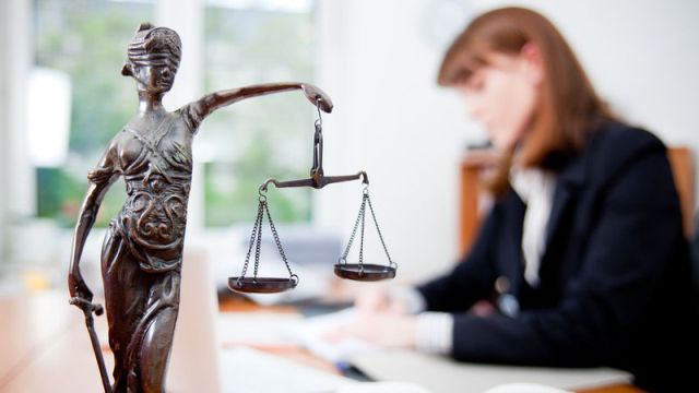 КОНСУЛЬТАЦІЯ. Щодо додаткової відпустки за підставою «одинока мати»